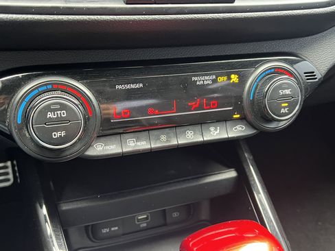 Used 2022 Kia Forte GT-Line w/ GT-Line Technology Package image 30