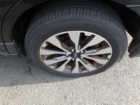 Used 2015 Subaru Outback 2.5i Limited AWD/4WD image 28