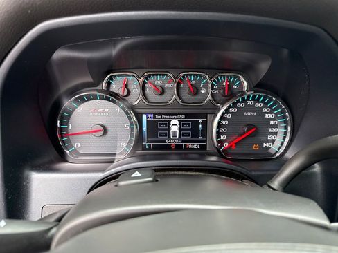Used 2018 Chevrolet Silverado 1500 LT w/ All Star Edition AWD/4WD image 28