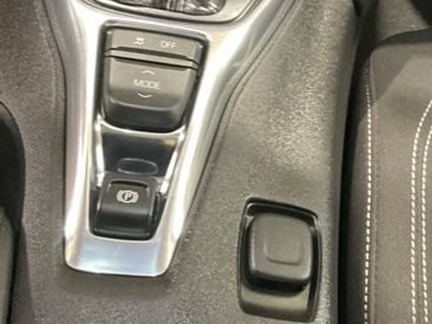 Used 2017 Chevrolet Camaro LT RWD image 20