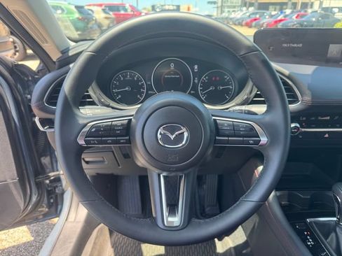 Certified 2025 MAZDA MAZDA3 s AWD/4WD image 12