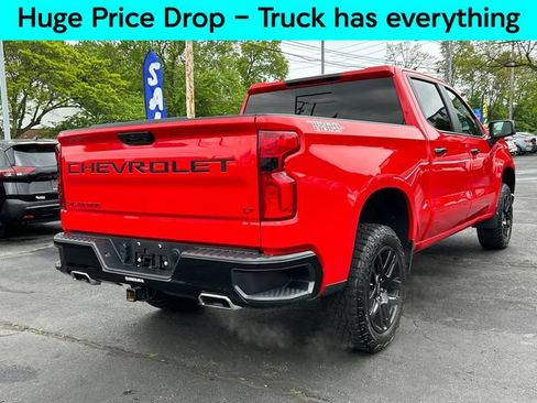 Used 2024 Chevrolet Silverado 1500 LT Trail Boss w/ Convenience Package II AWD/4WD image 2