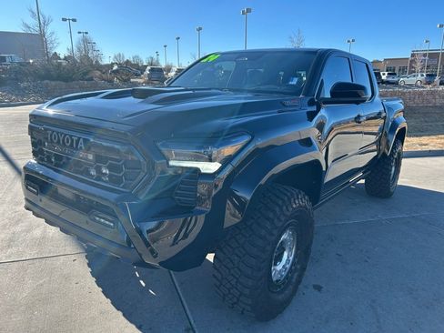 Used 2024 Toyota Tacoma TRD Pro image 3