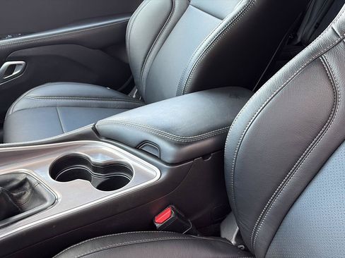 Used 2019 Dodge Challenger R/T w/ Cold Weather Group RWD image 18