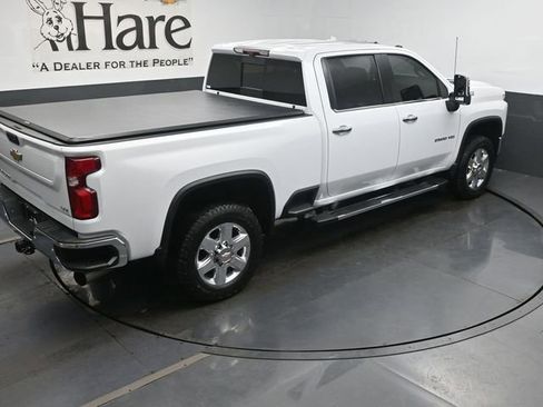 Used 2022 Chevrolet Silverado 2500 LTZ AWD/4WD image 39