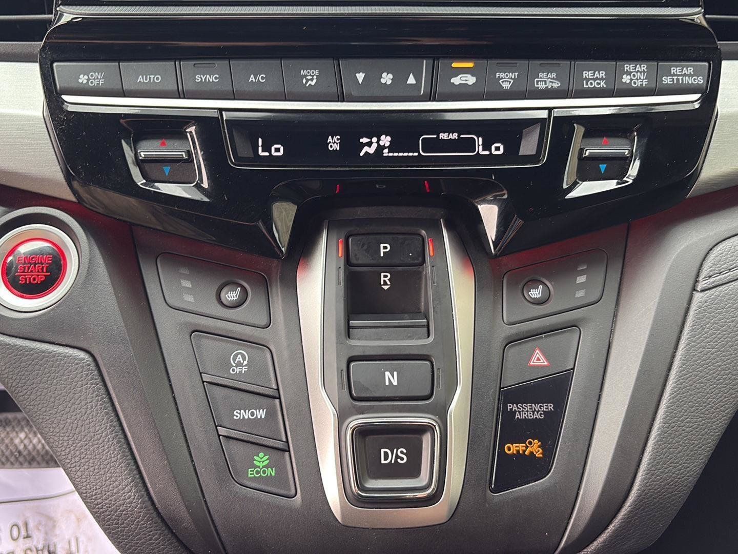 Used 2025 Honda Odyssey Sport-L image 21