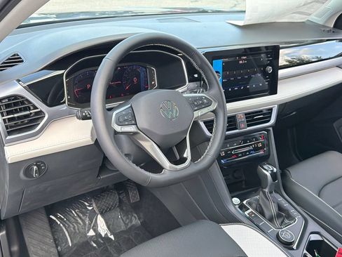 New 2026 Volkswagen Taos SEL AWD/4WD image 17