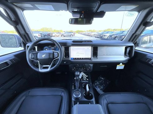New 2026 Ford Bronco Outer Banks AWD/4WD image 12