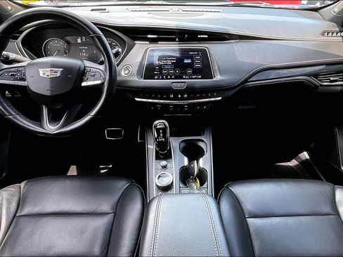 Used 2023 Cadillac XT4 Sport FWD image 7