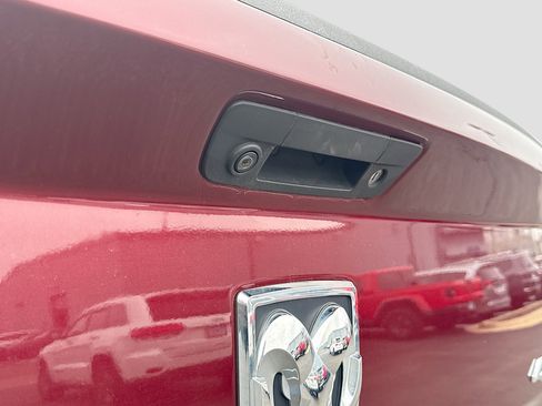 Used 2017 RAM 2500 Tradesman w/ Chrome Appearance Group image 15