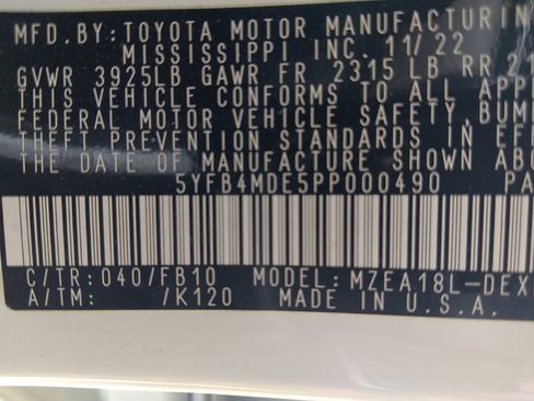 Used 2023 Toyota Corolla LE FWD image 33