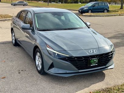 Used 2021 Hyundai Elantra SE