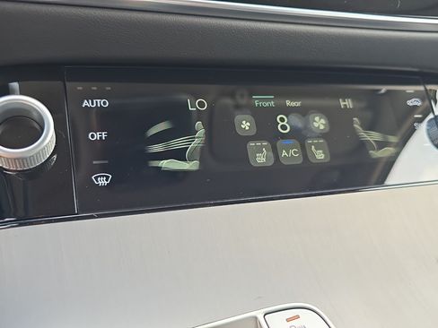 New 2026 Genesis GV70 2.5T Select AWD/4WD image 23