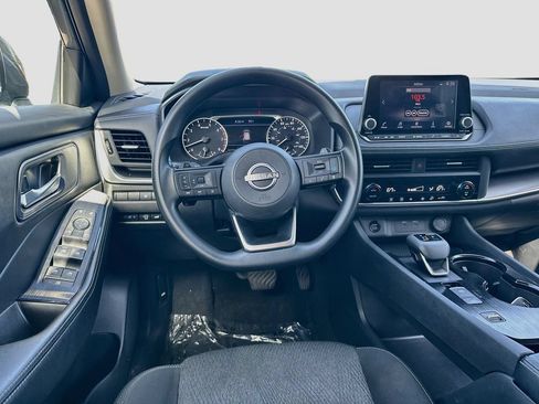 Used 2024 Nissan Rogue SV FWD image 21