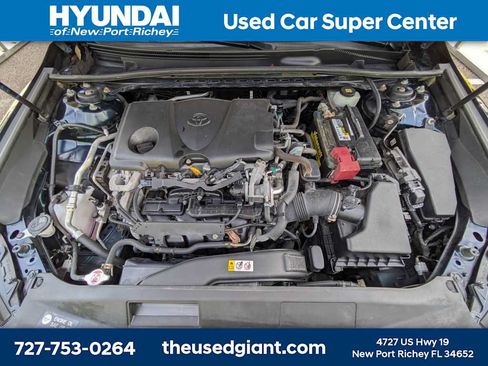 Used 2018 Toyota Camry LE FWD image 13