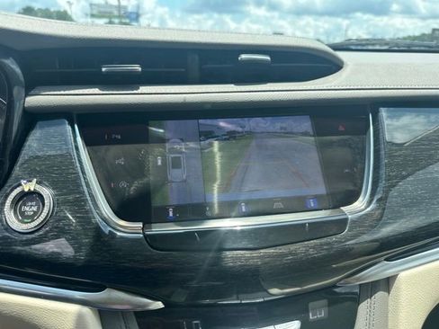 Used 2021 Cadillac XT6 Premium Luxury AWD/4WD image 19