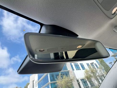 Used 2023 Tesla Model 3 Standard Range image 16