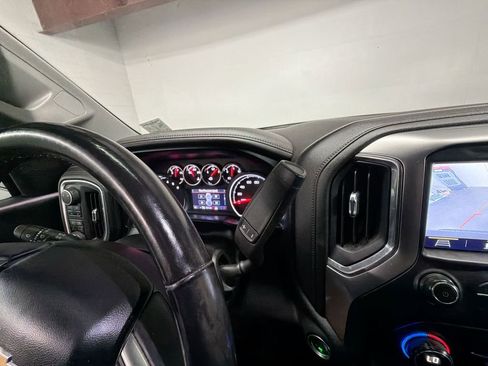 Used 2019 Chevrolet Silverado 1500 LTZ w/ LTZ Plus Package AWD/4WD image 16