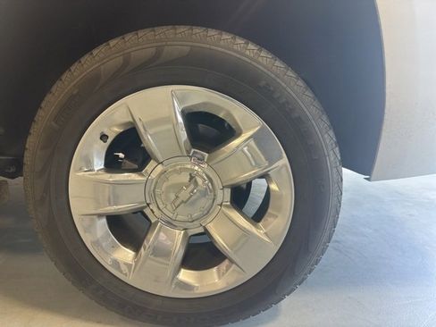 Used 2016 Chevrolet Tahoe LT w/ LT Signature Package image 9