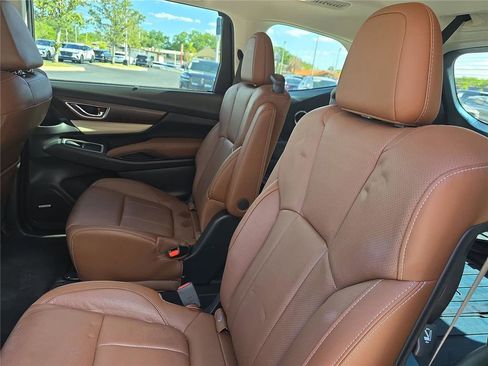 Used 2019 Subaru Ascent Touring w/ Popular Package #3 AWD/4WD image 15