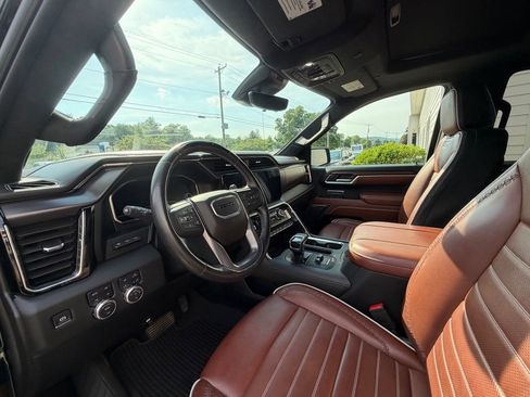 Used 2025 GMC Sierra 1500 Denali Ultimate AWD/4WD image 23