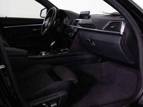 Used 2017 BMW 340i xDrive Sedan AWD/4WD image 35