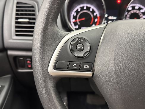 Used 2025 Mitsubishi Outlander Sport ES image 17