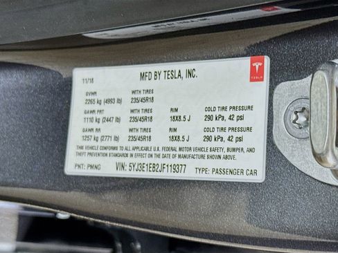 Used 2018 Tesla Model 3 Long Range image 35