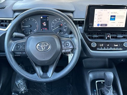 Used 2023 Toyota Corolla LE image 14