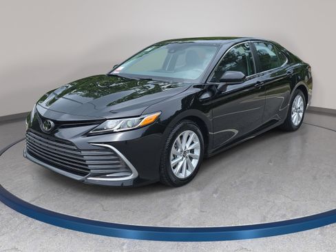Certified 2024 Toyota Camry LE FWD image 1