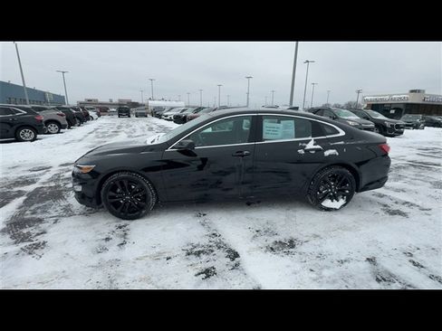 Used 2023 Chevrolet Malibu LT w/ Midnight Edition image 5