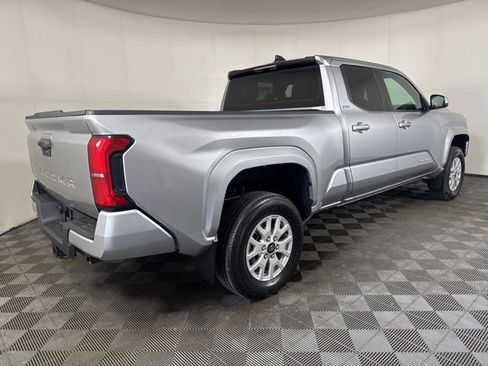 Used 2024 Toyota Tacoma SR5 AWD/4WD image 3