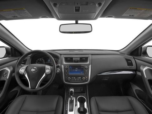 Used 2016 Nissan Altima 2.5 SL w/ 2.5 Technology w/LED Package FWD image 10