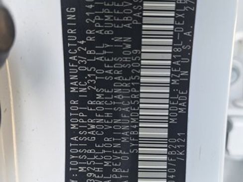 Used 2024 Toyota Corolla LE image 22