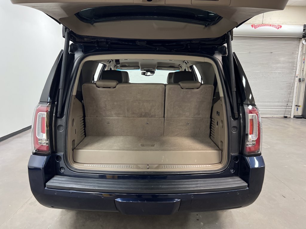 Used 2017 GMC Yukon SLT w/ HD Trailering Package RWD image 23