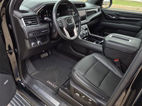 Used 2023 GMC Yukon Denali image 14