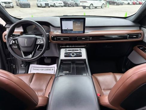 Used 2020 Lincoln Aviator Reserve w/ Equipment Group 202A AWD/4WD image 17