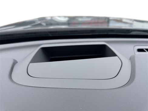 New 2026 Volvo XC60 T8 Ultra w/ Protection Package Premier image 17