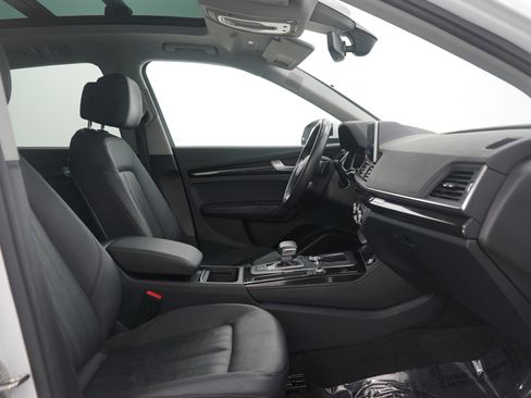 Used 2019 Audi Q5 2.0T Premium Plus w/ Premium Plus Package image 13