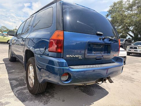 Used 2006 GMC Envoy XL SLT w/ SLT Preferred Equipment Group AWD/4WD image 3
