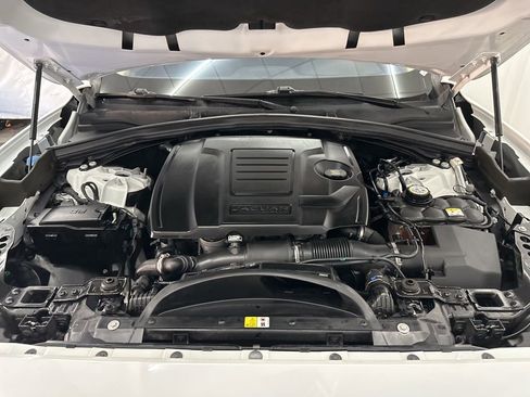 Used 2020 Jaguar F-PACE Premium image 30