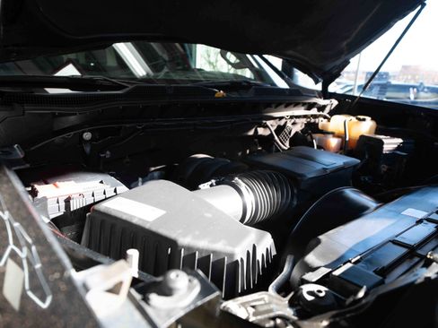 Used 2021 Chevrolet Silverado 2500 Custom w/ Custom Value Package image 31