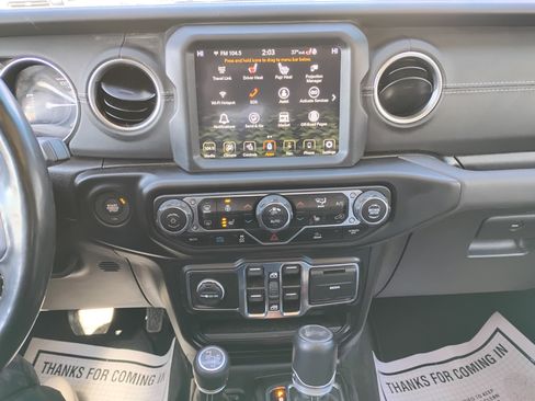 Used 2022 Jeep Wrangler Unlimited Sahara w/ Cold Weather Group image 8