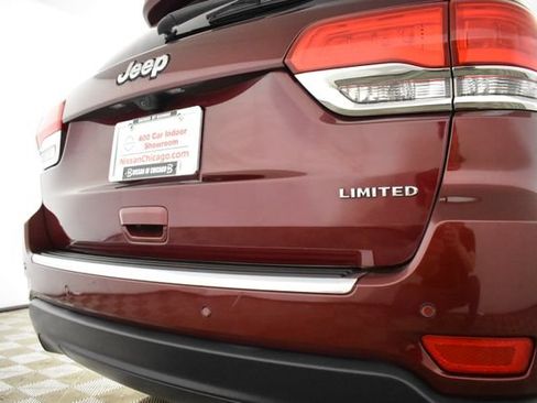 Used 2017 Jeep Grand Cherokee Limited RWD image 34