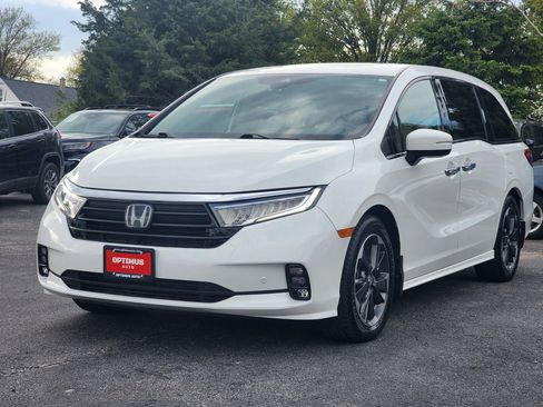Used 2022 Honda Odyssey Elite image 3