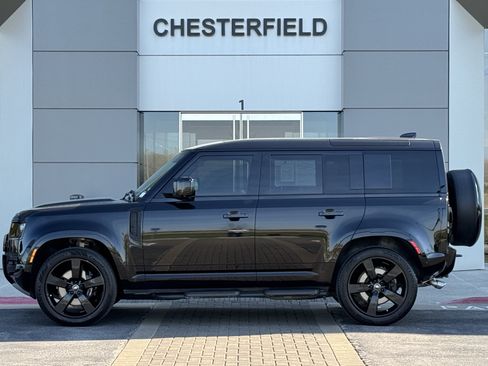 Certified 2025 Land Rover Defender 110 V8 AWD/4WD image 3
