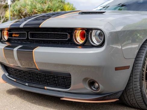 Used 2019 Dodge Challenger SXT w/ Blacktop Package image 13