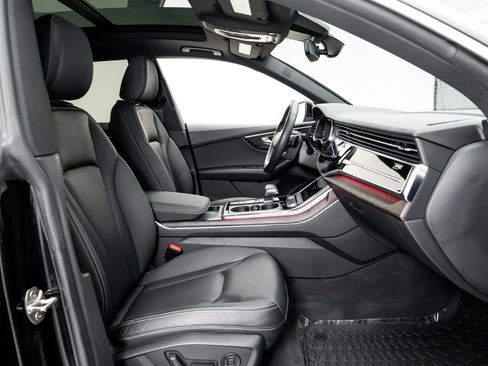Used 2019 Audi Q8 Premium Plus AWD/4WD image 20