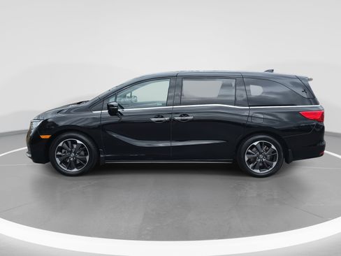 Used 2023 Honda Odyssey Elite image 8