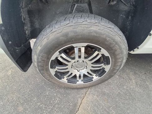 Used 2018 RAM 1500 Express w/ Express Value Package image 9